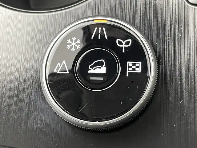 日産 エクストレイル X e－4ORCE 道央・札幌 2024(令6)年 0.1万km ブリリアントホワイトパール/スーパーブラック 2トーン ・４WD/・日産コネクトナビ/・Bluetooth／フルセグ／HDMI/ USB/・アラウンドビューモニター/・インテリジェントルームミラー/・純正ビルトインETC2.0/・プロパイロット/・エマージェンシーブレーキ/・インテリジェントクルーズコントロール/・オートハイビーム/・e-Pedal/・EVモード/・前後コーナーセンサー/・運転席パワーシート/・前席シートヒーター/・純正AW18インチ/・LEDヘッドライト/・スマートキー/・プッシュスタート