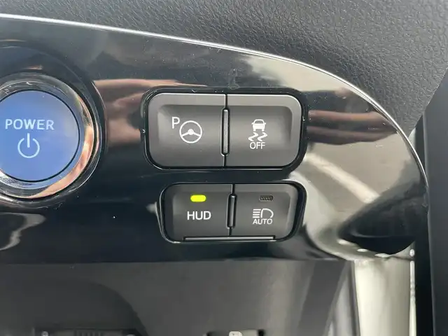 トヨタ プリウス A 静岡県 2019(令1)年 6.1万km ホワイトパールクリスタルシャイン 純正ナビ/・フルセグTV/・Bluetooth接続/・DVD再生/トヨタセーフティーセンス/HUD/パークアシスト/追従クルコン/モデリスタエアロ（F/S/R）/前後コーナーセンサー/プッシュスタート/スマートキー/スペアキー/D席パワーシート/LEDオートライト/オートハイビーム/ドラレコ/ビルトインETC2.0/取扱説明書