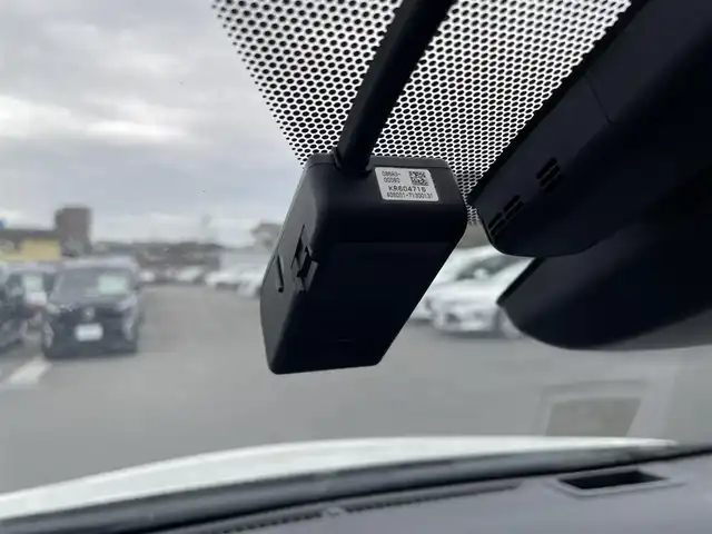 トヨタ プリウス A 静岡県 2019(令1)年 6.1万km ホワイトパールクリスタルシャイン 純正ナビ/・フルセグTV/・Bluetooth接続/・DVD再生/トヨタセーフティーセンス/HUD/パークアシスト/追従クルコン/モデリスタエアロ（F/S/R）/前後コーナーセンサー/プッシュスタート/スマートキー/スペアキー/D席パワーシート/LEDオートライト/オートハイビーム/ドラレコ/ビルトインETC2.0/取扱説明書