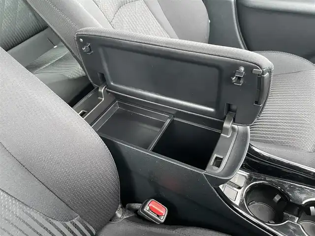 トヨタ プリウス A 静岡県 2019(令1)年 6.1万km ホワイトパールクリスタルシャイン 純正ナビ/・フルセグTV/・Bluetooth接続/・DVD再生/トヨタセーフティーセンス/HUD/パークアシスト/追従クルコン/モデリスタエアロ（F/S/R）/前後コーナーセンサー/プッシュスタート/スマートキー/スペアキー/D席パワーシート/LEDオートライト/オートハイビーム/ドラレコ/ビルトインETC2.0/取扱説明書