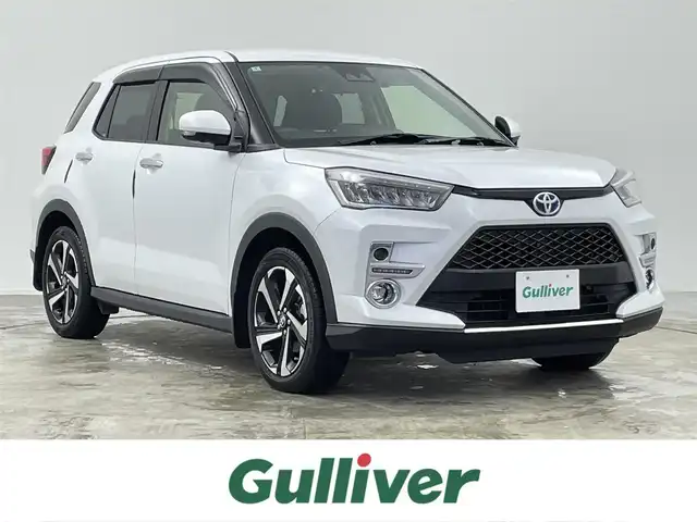 トヨタ ライズ Z 千葉県 2022(令4)年 1.2万km シャイニングホワイトパール 禁煙車/スマートアシスト/・衝突警報機能/・衝突回避支援ブレーキ機能/・標識認識機能/・先行車発進お知らせ機能/・全車速追従機能付ACC/・レーンキープコントロール/・車線逸脱警報機能/・車線逸脱抑制制御機能/・ふらつき警報/・路側逸脱警報/・BSM/・オートハイビーム/社外9インチナビ/CD/DVD/Bluetooth/フルセグ/アラウンドビューモニター/レーダークルーズコントロール/LEDオートライト/シートヒーター/純正17インチアルミホイール/オートエアコン/プッシュスタート/スマートキー