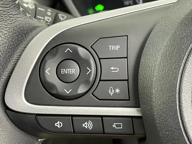 トヨタ ライズ Z 千葉県 2022(令4)年 1.2万km シャイニングホワイトパール 禁煙車/スマートアシスト/・衝突警報機能/・衝突回避支援ブレーキ機能/・標識認識機能/・先行車発進お知らせ機能/・全車速追従機能付ACC/・レーンキープコントロール/・車線逸脱警報機能/・車線逸脱抑制制御機能/・ふらつき警報/・路側逸脱警報/・BSM/・オートハイビーム/社外9インチナビ/CD/DVD/Bluetooth/フルセグ/アラウンドビューモニター/レーダークルーズコントロール/LEDオートライト/シートヒーター/純正17インチアルミホイール/オートエアコン/プッシュスタート/スマートキー