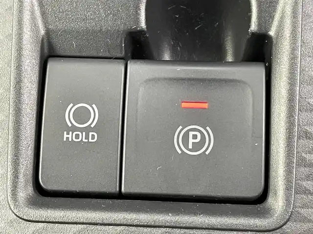 トヨタ ライズ Z 千葉県 2022(令4)年 1.2万km シャイニングホワイトパール 禁煙車/スマートアシスト/・衝突警報機能/・衝突回避支援ブレーキ機能/・標識認識機能/・先行車発進お知らせ機能/・全車速追従機能付ACC/・レーンキープコントロール/・車線逸脱警報機能/・車線逸脱抑制制御機能/・ふらつき警報/・路側逸脱警報/・BSM/・オートハイビーム/社外9インチナビ/CD/DVD/Bluetooth/フルセグ/アラウンドビューモニター/レーダークルーズコントロール/LEDオートライト/シートヒーター/純正17インチアルミホイール/オートエアコン/プッシュスタート/スマートキー