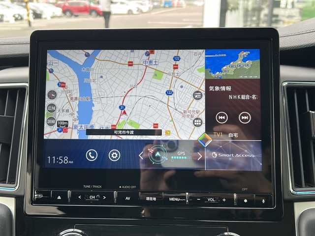 三菱 デリカＤ：５ P 岐阜県 2021(令3)年 3.3万km ウォームホワイトパール 登録時走行距離32590km/純正10.1型ナビ/全方位モニター/フルセグテレビ/後席フリップダウンモニター/シートヒーター/ステアリングヒーター/パワーシート/両側パワースライドドア/オートステップ/パドルシフト/スマートキー/プッシュスタート/USB接続/ETC/Bluetooth接続/クルーズコントロール/社外フロアマット/純正アルミホイール/LEDヘッドライト/オートライト/レーンキープアシスト