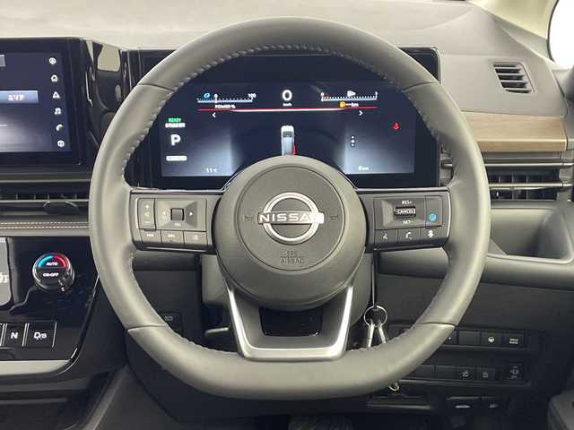 日産 セレナ e－パワー ハイウェイスター V 愛知県 2025(令7)年 0.1千km プリズムホワイト 純正12.3インチナビ/【Bluetooth/フルセグTV/AppleCarPlay/AM/FM】/純正後席モニター/全方位カメラ/両側パワースライドドア/ハンズフリースライドドア/衝突被害軽減ブレーキ/レーンアシスト/ブラインドスポットモニター/コーナーセンサー/レーダークルーズコントロール/置くだけ充電/ドライブモード切替/ETC2.0/前後ドライブレコーダー/サンシェード/HDMI/スマートキー/プッシュスタート/ステアリングスイッチ/LEDオートライト/オートマチックハイビーム/電動格納ミラー/純正16インチアルミホイール