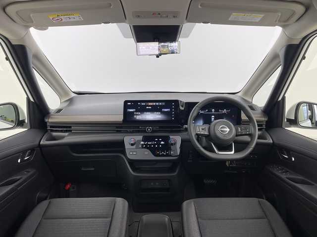 日産 セレナ e－パワー ハイウェイスター V 愛知県 2025(令7)年 0.1千km プリズムホワイト 純正12.3インチナビ/【Bluetooth/フルセグTV/AppleCarPlay/AM/FM】/純正後席モニター/全方位カメラ/両側パワースライドドア/ハンズフリースライドドア/衝突被害軽減ブレーキ/レーンアシスト/ブラインドスポットモニター/コーナーセンサー/レーダークルーズコントロール/置くだけ充電/ドライブモード切替/ETC2.0/前後ドライブレコーダー/サンシェード/HDMI/スマートキー/プッシュスタート/ステアリングスイッチ/LEDオートライト/オートマチックハイビーム/電動格納ミラー/純正16インチアルミホイール