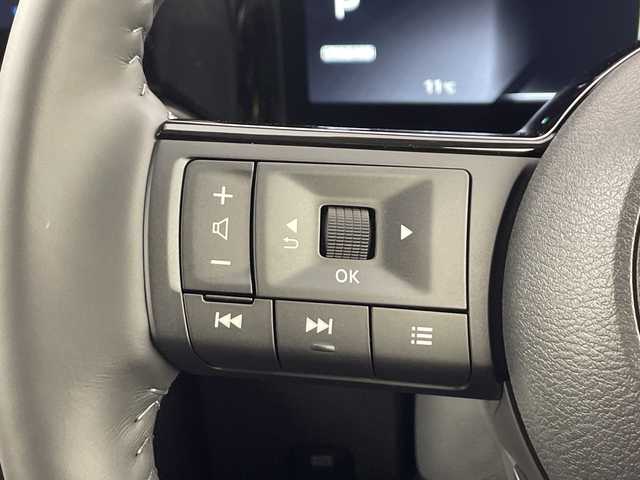 日産 セレナ e－パワー ハイウェイスター V 愛知県 2025(令7)年 0.1千km プリズムホワイト 純正12.3インチナビ/【Bluetooth/フルセグTV/AppleCarPlay/AM/FM】/純正後席モニター/全方位カメラ/両側パワースライドドア/ハンズフリースライドドア/衝突被害軽減ブレーキ/レーンアシスト/ブラインドスポットモニター/コーナーセンサー/レーダークルーズコントロール/置くだけ充電/ドライブモード切替/ETC2.0/前後ドライブレコーダー/サンシェード/HDMI/スマートキー/プッシュスタート/ステアリングスイッチ/LEDオートライト/オートマチックハイビーム/電動格納ミラー/純正16インチアルミホイール