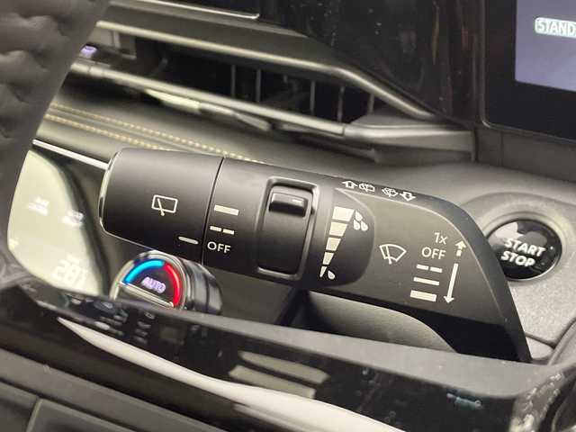 日産 セレナ e－パワー ハイウェイスター V 愛知県 2025(令7)年 0.1千km プリズムホワイト 純正12.3インチナビ/【Bluetooth/フルセグTV/AppleCarPlay/AM/FM】/純正後席モニター/全方位カメラ/両側パワースライドドア/ハンズフリースライドドア/衝突被害軽減ブレーキ/レーンアシスト/ブラインドスポットモニター/コーナーセンサー/レーダークルーズコントロール/置くだけ充電/ドライブモード切替/ETC2.0/前後ドライブレコーダー/サンシェード/HDMI/スマートキー/プッシュスタート/ステアリングスイッチ/LEDオートライト/オートマチックハイビーム/電動格納ミラー/純正16インチアルミホイール