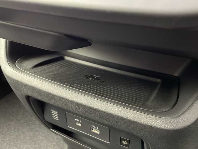 日産 セレナ e－パワー ハイウェイスター V 愛知県 2025(令7)年 0.1千km プリズムホワイト 純正12.3インチナビ/【Bluetooth/フルセグTV/AppleCarPlay/AM/FM】/純正後席モニター/全方位カメラ/両側パワースライドドア/ハンズフリースライドドア/衝突被害軽減ブレーキ/レーンアシスト/ブラインドスポットモニター/コーナーセンサー/レーダークルーズコントロール/置くだけ充電/ドライブモード切替/ETC2.0/前後ドライブレコーダー/サンシェード/HDMI/スマートキー/プッシュスタート/ステアリングスイッチ/LEDオートライト/オートマチックハイビーム/電動格納ミラー/純正16インチアルミホイール