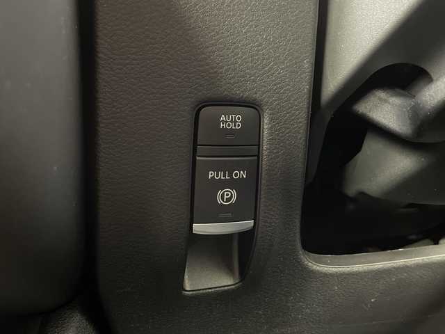 日産 セレナ e－パワー ハイウェイスター V 愛知県 2025(令7)年 0.1千km プリズムホワイト 純正12.3インチナビ/【Bluetooth/フルセグTV/AppleCarPlay/AM/FM】/純正後席モニター/全方位カメラ/両側パワースライドドア/ハンズフリースライドドア/衝突被害軽減ブレーキ/レーンアシスト/ブラインドスポットモニター/コーナーセンサー/レーダークルーズコントロール/置くだけ充電/ドライブモード切替/ETC2.0/前後ドライブレコーダー/サンシェード/HDMI/スマートキー/プッシュスタート/ステアリングスイッチ/LEDオートライト/オートマチックハイビーム/電動格納ミラー/純正16インチアルミホイール