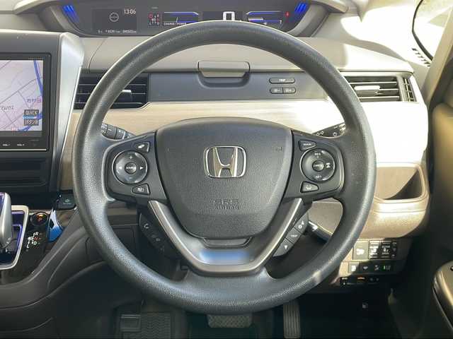 ホンダ フリード ハイブリット G ホンダセンシング 長野県 2016(平28)年 4.6万km ブルーホライゾンM ホンダセンシング/純正9型ナビフルセグTV/バックカメラ/ビルトインETC/ドライブレコーダー/両側パワースライドドア/Ｃ　コンフォートビューパッケージ/ＬＥＤヘッドライト/アダクティブクルーズコントロール/プッシュスタート/スペアキー