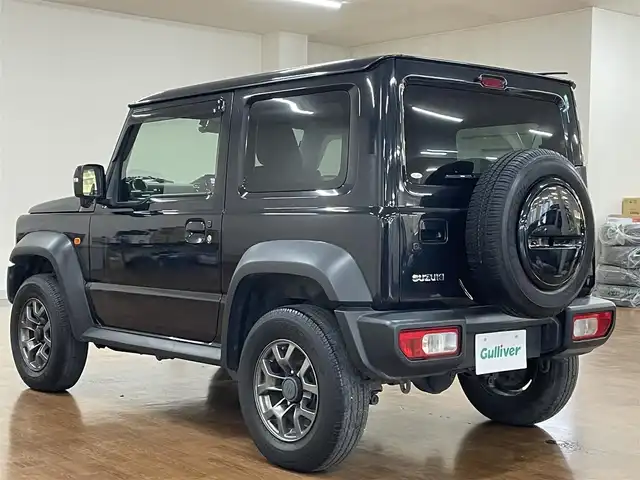 スズキ ジムニー シエラ JC 道央・札幌 2020(令2)年 5.7万km ブルーイッシュブラックパール3 ワンオーナー/寒冷地仕様/純正ナビ/フルセグTV（走行中視聴可）/CD/DVD/FM/AM/BT/SD/バックカメラ/クルーズコントロール（追従走行なし）/衝突軽減ブレーキ/横滑り防止装置/レーンキープアシスト/オートライト/オートマチックハイビーム/ダウンヒルアシストコントロール/プッシュスタート/ETC/純正エンジンスターター付/スマートキー×2/ドライブレコーダー（前方）/シートヒーター（運転席/助手席）/ウィンカーミラー/ドアバイザー/純正フロアマット/フォグランプ/ステアリングリモコン/革巻きステアリング/ヘッドライトクリーナー/社外AW付スタッドレスセット積込み/ (195/80/R15　5mm）