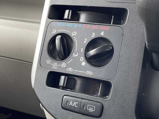 ダイハツ タント L SA Ⅲ 新潟県 2018(平30)年 5.7万km ブラックマイカメタリック 4WD/社外メモリナビ(AVIC-RZ501)/CD/DVD/BT/ETC/衝突被害軽減ブレーキ/レーンキープアシスト/ベンチシート/運転席シートヒーター /リモコンキー /オートハイビーム
