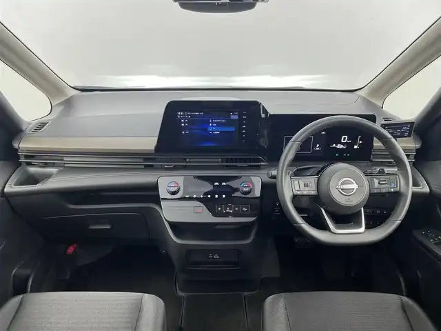 日産 セレナ ハイウェイスター V 大分県 2022(令4)年 7.7万km パールⅡ 純正ナビ/（AM/FM/BT/フルセグTV）/インテリジェントクルーズコントロール/バックカメラ/アラウンドビューモニター/ブラインドスポットモニター/両側パワースライドドア/ビルトインETC/クリアランスソナー/LEDライト/オートパーキングブレーキ/純正16インチアルミホイール/横滑り防止装置/衝突被害軽減システム/ウインカーミラー/スペアキー×１/取扱説明書/保証書