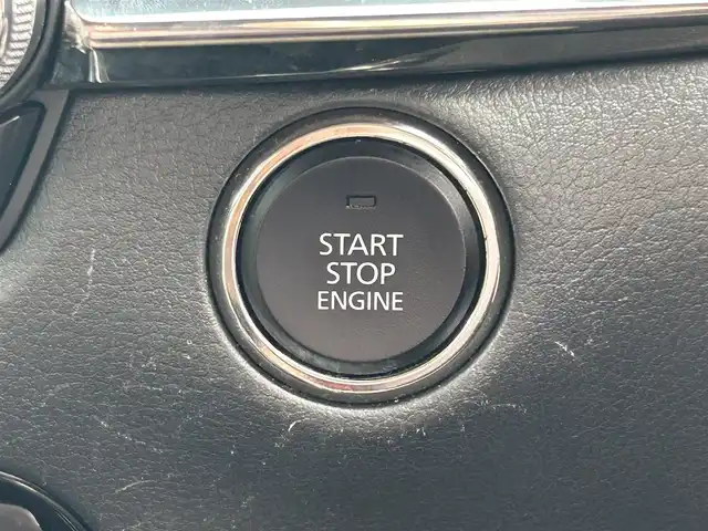 マツダ ＣＸ－３０ XD Lパッケージ 愛知県 2019(令1)年 10.3万km マシーングレープレミアムM スマートキー/プッシュスタート/純正メーカーナビ/（フルセグTV/BT/HDMI/CD/DVD）/BOSEサウンド/全方位カメラ/ETC/純正18インチAW/i-ACTIVSENSE/クリアランスソナー/レーダークルーズコントロール/前後ドライブレコーダー/BSM/白レザーシート/D席メモリー付きパワーシート/前席シートヒーター /ハンドルヒーター /パワーバックドア/純正フロアマット/パワーバックドア/取説、保証書/スペアキー