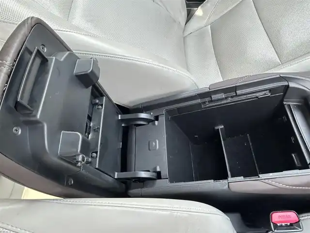 マツダ ＣＸ－３０ XD Lパッケージ 愛知県 2019(令1)年 10.3万km マシーングレープレミアムM スマートキー/プッシュスタート/純正メーカーナビ/（フルセグTV/BT/HDMI/CD/DVD）/BOSEサウンド/全方位カメラ/ETC/純正18インチAW/i-ACTIVSENSE/クリアランスソナー/レーダークルーズコントロール/前後ドライブレコーダー/BSM/白レザーシート/D席メモリー付きパワーシート/前席シートヒーター /ハンドルヒーター /パワーバックドア/純正フロアマット/パワーバックドア/取説、保証書/スペアキー