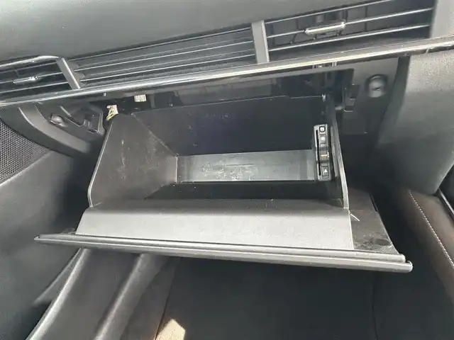 マツダ ＣＸ－３０ XD Lパッケージ 愛知県 2019(令1)年 10.3万km マシーングレープレミアムM スマートキー/プッシュスタート/純正メーカーナビ/（フルセグTV/BT/HDMI/CD/DVD）/BOSEサウンド/全方位カメラ/ETC/純正18インチAW/i-ACTIVSENSE/クリアランスソナー/レーダークルーズコントロール/前後ドライブレコーダー/BSM/白レザーシート/D席メモリー付きパワーシート/前席シートヒーター /ハンドルヒーター /パワーバックドア/純正フロアマット/パワーバックドア/取説、保証書/スペアキー