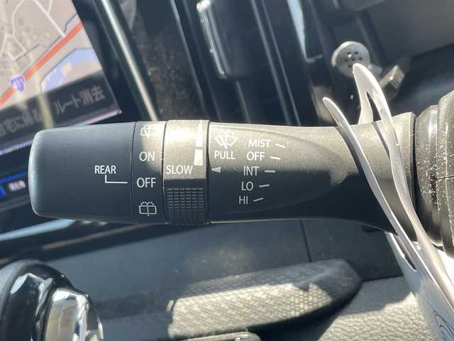 スズキ ソリオ バンディット HV MV 滋賀県 2024(令6)年 1.4万km ピュアホワイトP ALPINEナビ/(Bluetooth/フルセグ/CarPlay)/スマートアシスト/・衝突軽減ブレーキ/・アダプティブクルーズコントロール/・オートハイビーム/・レーンキープアシスト/ヘッドアップディスプレイ/両側電動スライドドア/前席シートヒーター/クリアランスソナー/革ステアリングリモコン/USB