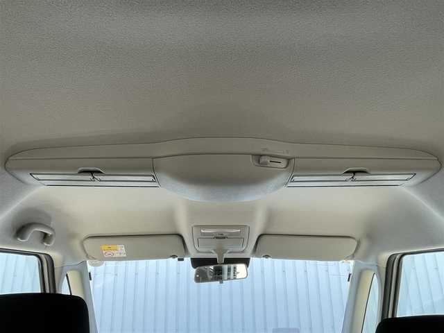 スズキ ソリオ バンディット HV MV 滋賀県 2024(令6)年 1.4万km ピュアホワイトP ALPINEナビ/(Bluetooth/フルセグ/CarPlay)/スマートアシスト/・衝突軽減ブレーキ/・アダプティブクルーズコントロール/・オートハイビーム/・レーンキープアシスト/ヘッドアップディスプレイ/両側電動スライドドア/前席シートヒーター/クリアランスソナー/革ステアリングリモコン/USB