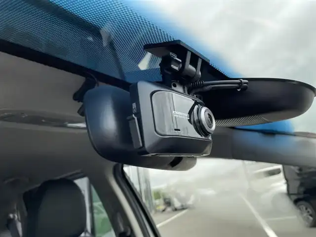 ホンダ フィット ハイブリット L ホンダセンシング 鳥取県 2018(平30)年 6万km プラチナホワイトパール 社外ナビ/フルセグ/DVD/CD/BT/USB/バックカメラ・ETC/前後ドライブレコーダー/ハーフレザーシート/ホンダセンシング/レーダークルーズコントロール/レーンキープアシスト/LEDヘッドライト/LEDフォグライト/プッシュエンジンスタート/アイドリングストップ/フロアマット/ドアバイザー