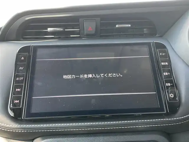 日産 キックス X 千葉県 2020(令2)年 1.9万km ブリリアントホワイトパール プロパイロット/・衝突軽減ブレーキ/レーンキープアシスト/・レーダークルーズコントロール/オートハイビーム/・クリアランスソナー/純正9インチンナビ(MM320D-L)/・フルセグ/BT/DVD/CD/アラウンドビューモニター/ステアリングスイッチ/ETC/ハーフレザーシート/LEDヘッドライト/オートライト/フォグライト/スマートキー/プッシュスタート/ルーフレール/純正フロアマット/純正17インチAW