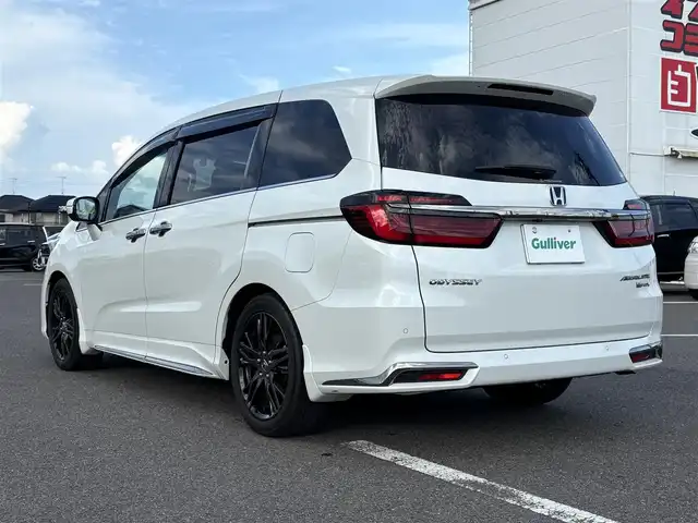 ホンダ オデッセイ ハイブリッド e:HEVアブソルート EX 大分県 2021(令3)年 3.7万km プラチナホワイトパール ・純正ナビ(CD/DVD/BT/SD/USB/HDMI/AppleCarPlay)/・フルセグテレビ/・全方位カメラ/・フリップダウンモニター/・両側パワースライドドア/・ドライブレコーダー/・ET2.0/・AC100V/・駐車支援/・テレビキャンセラー/・レーダークルーズコントロール/・ホンダセンシング/・コーナーセンサー/・パワーシート/・シートヒーター/・電動リアゲート/・ブレーキホールド