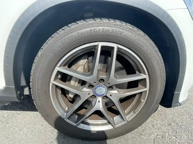 メルセデス・ベンツ ＧＬＣ２５０ 4マチック スポーツ 神奈川県 2016(平28)年 5.2万km ポーラホワイト 安全機能装置/・衝突軽減システム/・レーンキープアシスト/・コーナーセンサー/・全周囲モニター/可変速度リミッター/ルーフレール/純正１９インチAW/パワーバックドア/全席シートヒーター/パワーシート/ハーフレザーシート/パドルシフト/カーテンエアバッグ/サイドエアバッグ/純正ナビ/CD/FM/AM/BT/フルセグTV/SD/USB/前後ドラレコ/ETC/LEDヘッドライト/ファグランプ