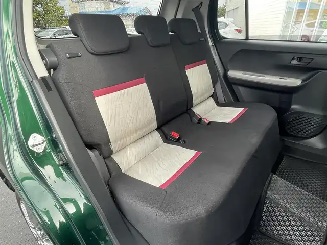 トヨタ パッソ モーダ　S 道央・札幌 2016(平28)年 5.1万km 緑 ・4WD/・寒冷地仕様/・衝突軽減ブレーキ/・社外SDナビ/CD&DVD&フルセグTV/・バックカメラ/・シートヒーター(運転席のみ)/・ステアリングスイッチ/・助手席シートアンダートレイ/・アイドリングストップ/・ABS/・横滑り防止装置/・盗難防止装置/・オートリトラミラー/・クリアランスソナー(後ろのみ)/・LEDヘッドライト/・フォグランプ/・ドアバイザー/・積込純正AW付冬タイヤ　165/65/R14(溝無)