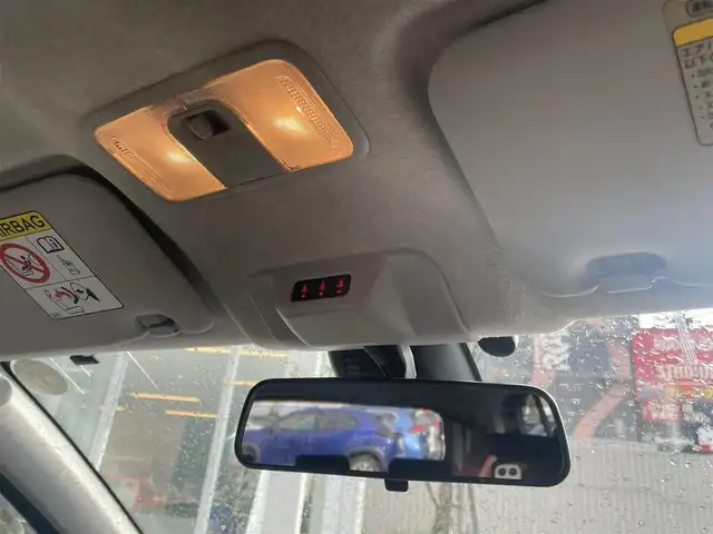 トヨタ パッソ モーダ　S 道央・札幌 2016(平28)年 5.1万km 緑 ・4WD/・寒冷地仕様/・衝突軽減ブレーキ/・社外SDナビ/CD&DVD&フルセグTV/・バックカメラ/・シートヒーター(運転席のみ)/・ステアリングスイッチ/・助手席シートアンダートレイ/・アイドリングストップ/・ABS/・横滑り防止装置/・盗難防止装置/・オートリトラミラー/・クリアランスソナー(後ろのみ)/・LEDヘッドライト/・フォグランプ/・ドアバイザー/・積込純正AW付冬タイヤ　165/65/R14(溝無)