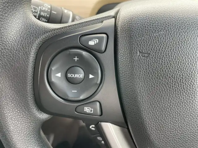 ホンダ フリード ハイブリット G ホンダセンシング 千葉県 2017(平29)年 3.2万km マンダリンゴールドM ホンダセンシング/・衝突軽減ブレーキ/レーンキープアシスト/・レーダークルーズコントロール/誤発進抑制/・先行車発進お知らせ/標識認識機能/純正ディスプレイオーディオ/・ワンセグ/BT/CD/USB/バックカメラ/ステアリングスイッチ/ETC/両側パワースライドドア/LEDヘッドライト/オートライト/スマートキー/プッシュスタート/純正フロアマット/純正15インチホイール