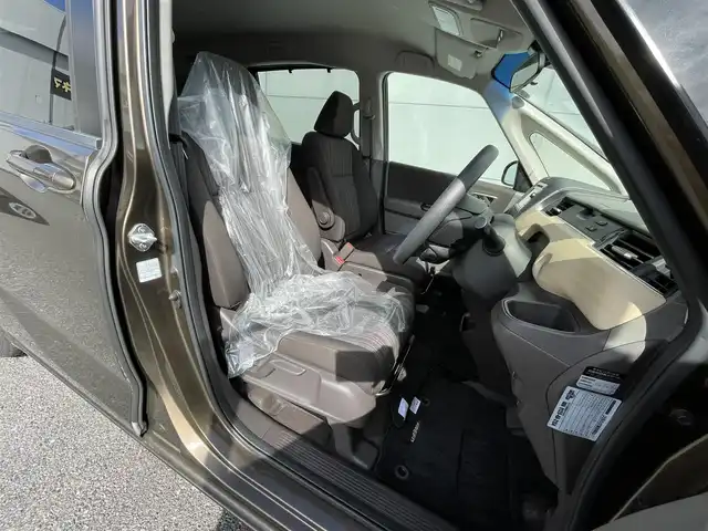 ホンダ フリード ハイブリット G ホンダセンシング 千葉県 2017(平29)年 3.2万km マンダリンゴールドM ホンダセンシング/・衝突軽減ブレーキ/レーンキープアシスト/・レーダークルーズコントロール/誤発進抑制/・先行車発進お知らせ/標識認識機能/純正ディスプレイオーディオ/・ワンセグ/BT/CD/USB/バックカメラ/ステアリングスイッチ/ETC/両側パワースライドドア/LEDヘッドライト/オートライト/スマートキー/プッシュスタート/純正フロアマット/純正15インチホイール