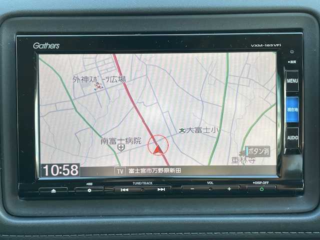 ホンダ ヴェゼル ハイブリッド X ホンダセンシング 静岡県 2018(平30)年 2.4万km プレミアムクリスタルレッドM ●社外ナビ/(フルセグ/CD/DVD/Bluetooth)/(VXM-185VFI)/●バックカメラ/●アダプティブクルーズコントロール/●衝突軽減ブレーキシステム/●車線維持支援システム/●誤発進抑制機能/●オートブレーキホールド/●電動サイドパーキング/●オートライト/●フォグランプ/●革巻きステアリング/●ステアリングスイッチ/●パドルシフト/●電動格納ウインカーミラー/●ETC/●純正フロアマット/●ドアバイザー/●自動防眩ミラー/●プッシュスタート/●スマートキー/●純正16インチアルミホイール/●W+サイド+カーテンSRS+ABS