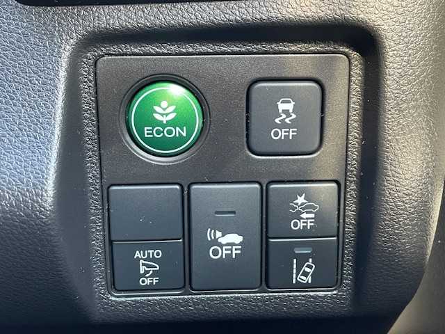 ホンダ ヴェゼル ハイブリッド X ホンダセンシング 静岡県 2018(平30)年 2.4万km プレミアムクリスタルレッドM ●社外ナビ/(フルセグ/CD/DVD/Bluetooth)/(VXM-185VFI)/●バックカメラ/●アダプティブクルーズコントロール/●衝突軽減ブレーキシステム/●車線維持支援システム/●誤発進抑制機能/●オートブレーキホールド/●電動サイドパーキング/●オートライト/●フォグランプ/●革巻きステアリング/●ステアリングスイッチ/●パドルシフト/●電動格納ウインカーミラー/●ETC/●純正フロアマット/●ドアバイザー/●自動防眩ミラー/●プッシュスタート/●スマートキー/●純正16インチアルミホイール/●W+サイド+カーテンSRS+ABS