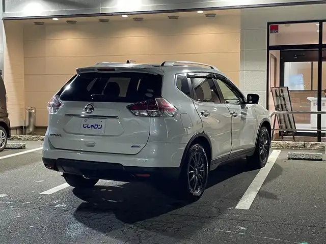 日産 エクストレイル 20X 青森県 2015(平27)年 9.9万km ブリリアントホワイトパール (株)IDOMが運営する【じしゃロン青森店】の自社ローン専用車両になりますこちらは現金、またはオートローンご利用時の価格です。自社ローンご希望の方は別途その旨お申付け下さい。/４ＷＤ/ルーフレール/純正メモリーナビ/　AM/FM/CD/BT/フルセグＴＶ/バックカメラ/純正ドライブレコーダー/純正ビルトインＥＴＣ/衝突被害軽減システム/レーダーオートクルーズ/横滑り防止装置/アイドリングストップ/合皮シート/シーターヒーター(D/N)/コーナーセンサー/オートライト/ＬＥＤヘッドライト/フォグランプ/ドアバイザー/社外１７インチアルミホイール装着