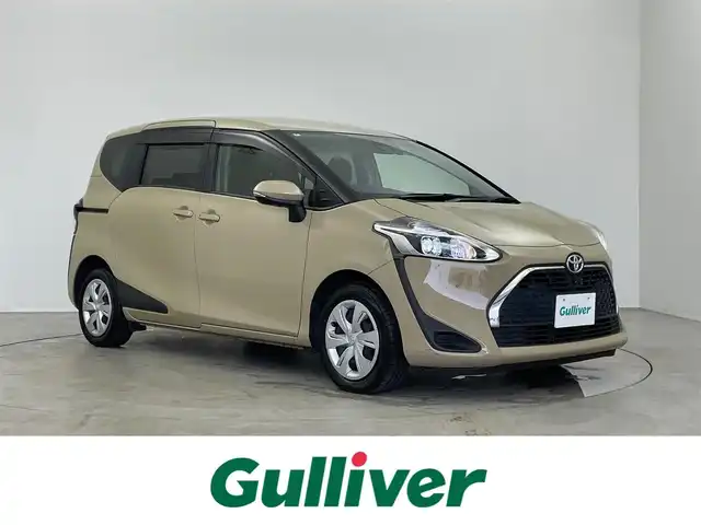 トヨタ シエンタ ファンベースG 埼玉県 2020(令2)年 6.7万km ベージュ 純正ナビ　パノラミックビューモニター　ビルトインＥＴＣ　ドライブレコーダー　セーフティセンス　両側パワースライドドア　ステアリングスイッチ　スマートキー　オートハイビーム　ＬＥＤヘッドライト　地デジ