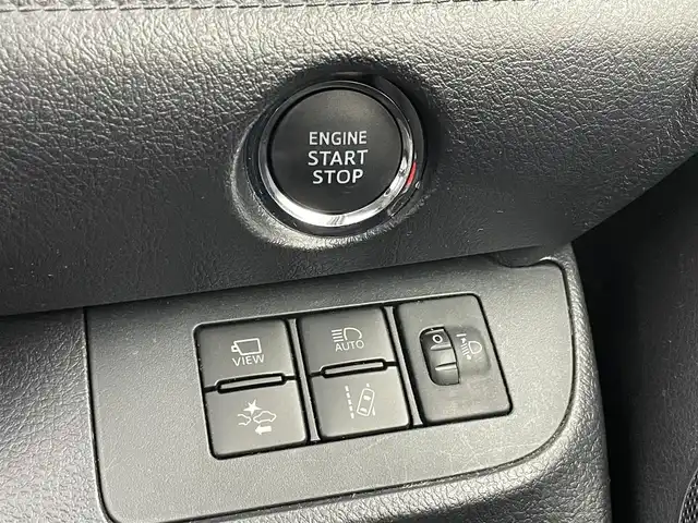 トヨタ シエンタ ファンベースG 埼玉県 2020(令2)年 6.7万km ベージュ 純正ナビ　パノラミックビューモニター　ビルトインＥＴＣ　ドライブレコーダー　セーフティセンス　両側パワースライドドア　ステアリングスイッチ　スマートキー　オートハイビーム　ＬＥＤヘッドライト　地デジ