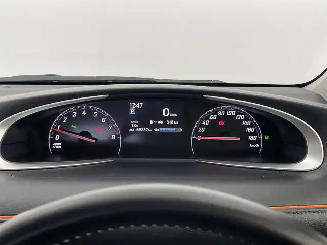 トヨタ シエンタ ファンベースG 埼玉県 2020(令2)年 6.7万km ベージュ 純正ナビ　パノラミックビューモニター　ビルトインＥＴＣ　ドライブレコーダー　セーフティセンス　両側パワースライドドア　ステアリングスイッチ　スマートキー　オートハイビーム　ＬＥＤヘッドライト　地デジ