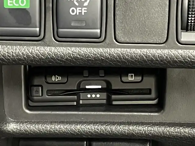 日産 エクストレイル 20Xi 埼玉県 2020(令2)年 3.7万km ブリリアントホワイトパール プロパイロット　純正ナビ　アラウンドビューモニター　レーダークルーズコントロール　デジタルインナーミラー　ミラーヒーター　シートヒーター　純正アルミホイール　オートライト　ＬＥＤヘッドライト　地デジ