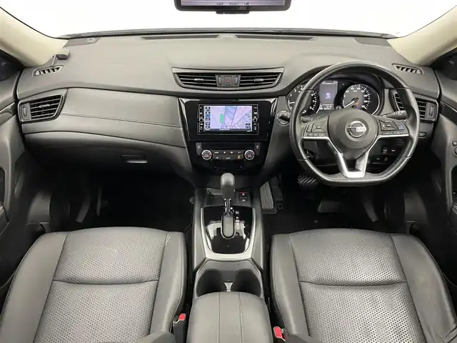 日産 エクストレイル 20Xi 埼玉県 2020(令2)年 3.7万km ブリリアントホワイトパール プロパイロット　純正ナビ　アラウンドビューモニター　レーダークルーズコントロール　デジタルインナーミラー　ミラーヒーター　シートヒーター　純正アルミホイール　オートライト　ＬＥＤヘッドライト　地デジ