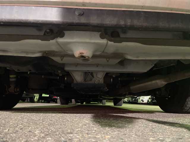 トヨタ ノア X 道東・釧路十勝 2014(平26)年 6.7万km ホワイトパールクリスタルシャイン 福祉車両/4WD/純正ナビ(AM、FM、フルセグTV、SD、CD、DVD)/ETC/両側パワースライドドア/積み込み冬タイヤ/スロープボタン/アイドリングストップ/バックカメラ/横滑り防止/オートライト/電格ミラー/プッシュスタート/エコモードボタン