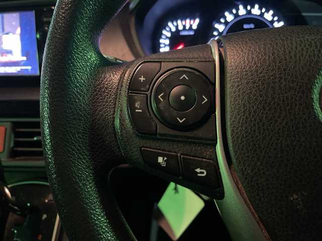 トヨタ ノア X 道東・釧路十勝 2014(平26)年 6.7万km ホワイトパールクリスタルシャイン 福祉車両/4WD/純正ナビ(AM、FM、フルセグTV、SD、CD、DVD)/ETC/両側パワースライドドア/積み込み冬タイヤ/スロープボタン/アイドリングストップ/バックカメラ/横滑り防止/オートライト/電格ミラー/プッシュスタート/エコモードボタン