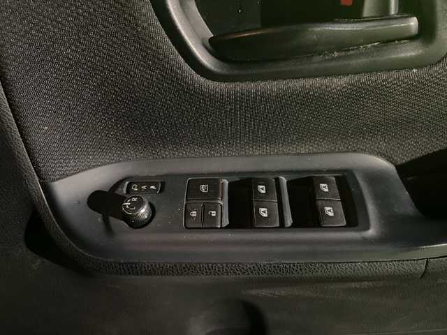 トヨタ ノア X 道東・釧路十勝 2014(平26)年 6.7万km ホワイトパールクリスタルシャイン 福祉車両/4WD/純正ナビ(AM、FM、フルセグTV、SD、CD、DVD)/ETC/両側パワースライドドア/積み込み冬タイヤ/スロープボタン/アイドリングストップ/バックカメラ/横滑り防止/オートライト/電格ミラー/プッシュスタート/エコモードボタン