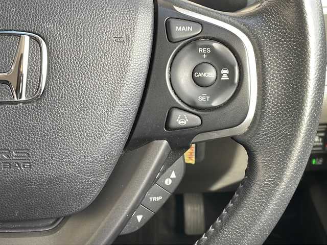 ホンダ フリード ハイブリット G ホンダセンシング 長野県 2016(平28)年 6.8万km コバルトブルーパール Ｓ・ＣコンフォートビューＰＫＧ/純正9型ナビフルセグTV/純正11型フリップダウンモニター/純正ドライブレコーダー/バックカメラ/ビルトインETC/両側パワースライドドア/ハーフレザーシート/純正15インチアルミ/ホンダセンシング/アダクティブクルーズコントロール/保証書・取説・スペアキー