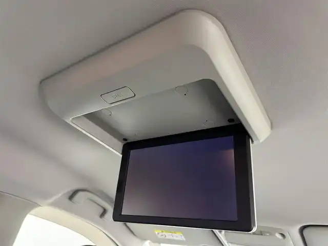 日産 エクストレイル 20X 福岡県 2018(平30)年 7.1万km ブリリアントホワイトパール 後席モニター　/純正ナビ（ＢＴ，フルセグＴＶ）　/バックカメラ　/ＥＴＣ　/前方ドラレコ　/コーナーセンサー　/エマージェンシーブレーキ　/レーンキープ　/ヒルディセントコントロール　/パワーバックドア　/ＬＥＤライト