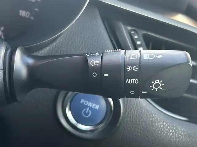 トヨタ Ｃ－ＨＲ S LEDエディション 福島県 2018(平30)年 3.6万km ホワイト/ブラックマイカ 2トーン 純正SDナビ/バックカメラ/フルセグTV/レーダークルーズコントロール/プリクラッシュセーフティ/レーンキープアシスト/オートホールド/ドライブレコーダー前後/LEDヘッドライト/オートハイビーム/純正17インチAW/ETC/ドアバイザー/フロアマット/プッシュスタート/スマートキー