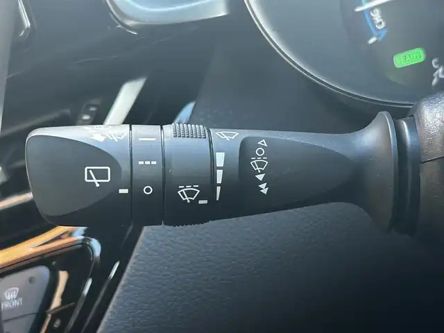 トヨタ Ｃ－ＨＲ S LEDエディション 福島県 2018(平30)年 3.6万km ホワイト/ブラックマイカ 2トーン 純正SDナビ/バックカメラ/フルセグTV/レーダークルーズコントロール/プリクラッシュセーフティ/レーンキープアシスト/オートホールド/ドライブレコーダー前後/LEDヘッドライト/オートハイビーム/純正17インチAW/ETC/ドアバイザー/フロアマット/プッシュスタート/スマートキー