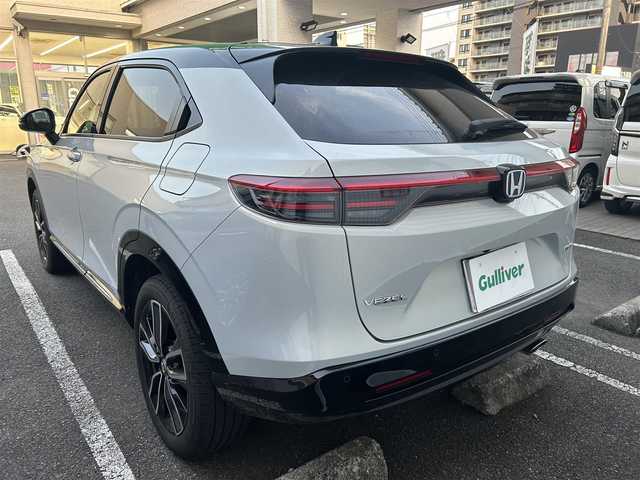 ホンダ ヴェゼル ハイブリッド e:HEV Z PLaYパッケージ 高知県 2024(令6)年 2.6万km プレミアムサンライトホワイトパール