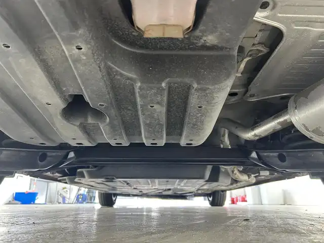 ホンダ フリード G ホンダセンシング 滋賀県 2018(平30)年 4.3万km プレミアムクリスタルレッドM 禁煙車/社外7インチナビ/（AM/FM/CD/DVD/TV/USB/SD/Bluetooth）/両側パワースライドドア/ホンダセンシング/-アダクティヴクルーズコントロール/-衝突軽減ブレーキ/-誤発進抑制機能/-路外逸脱抑制機能/バックカメラ/ドライブレコーダー/ビルトインETC/革巻きステアリング/ステアリングスイッチ/ウッド調パネル/ハーフレザーシート/電動格納ミラー/オートライト