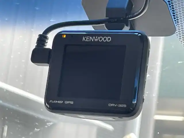 ホンダ フリード G ホンダセンシング 滋賀県 2018(平30)年 4.3万km プレミアムクリスタルレッドM 禁煙車/社外7インチナビ/（AM/FM/CD/DVD/TV/USB/SD/Bluetooth）/両側パワースライドドア/ホンダセンシング/-アダクティヴクルーズコントロール/-衝突軽減ブレーキ/-誤発進抑制機能/-路外逸脱抑制機能/バックカメラ/ドライブレコーダー/ビルトインETC/革巻きステアリング/ステアリングスイッチ/ウッド調パネル/ハーフレザーシート/電動格納ミラー/オートライト