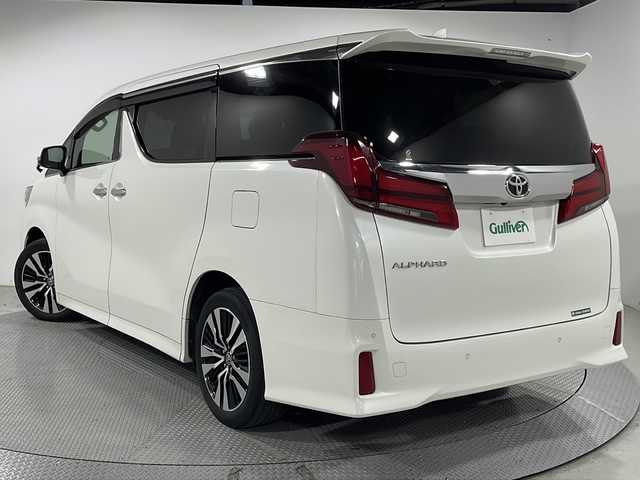 トヨタ アルファード S Cパッケージ 広島県 2020(令2)年 4.2万km ホワイトパールクリスタルシャイン ツインムーンルーフ/TRDフロントエアロ/純正9型ディスプレイオーディオ/3眼LEDヘッドランプ/バックカメラ/両側パワースライドドア/パワーバックドア/ブラック合皮シート/パワーシート/ポジションメモリー/シートヒーター/ベンチレーション/ステアリングヒーター/パワーオットマン/セーフティセンス/・プリクラッシュセーフティ/・レーントレーシングアシスト/・アダプティブハイビーム/・レーダークルーズコントロール/純正18インチAW/ETC2.0/USB入力端子/AC100V/100W電源